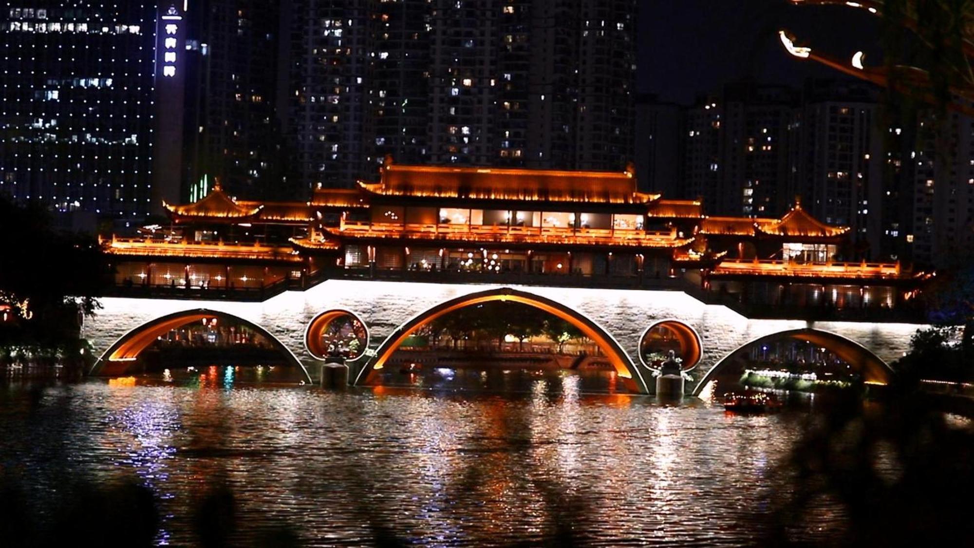 Rhombus Park Aura Chengdu Hotel Exterior photo